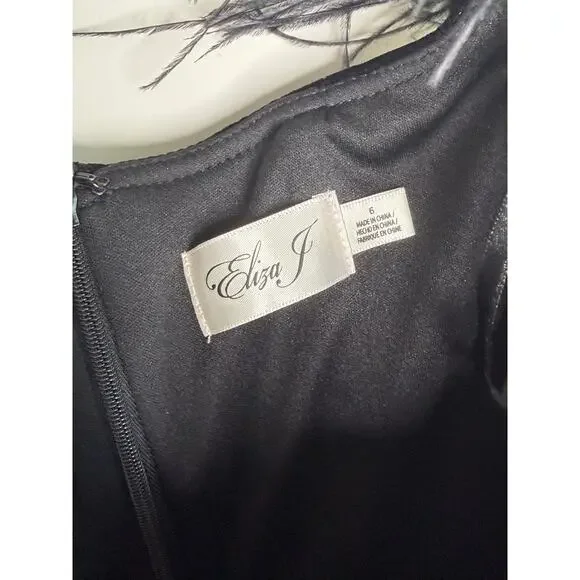 Eliza J. Velvet Feather Trim Cowl Neck Ruched Side Maxi Dress Black Women Size 6 - Picture 10 of 11